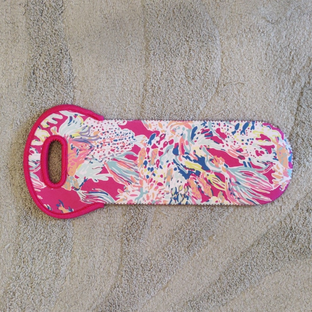 Lilly Pulitzer wine or beverage tote